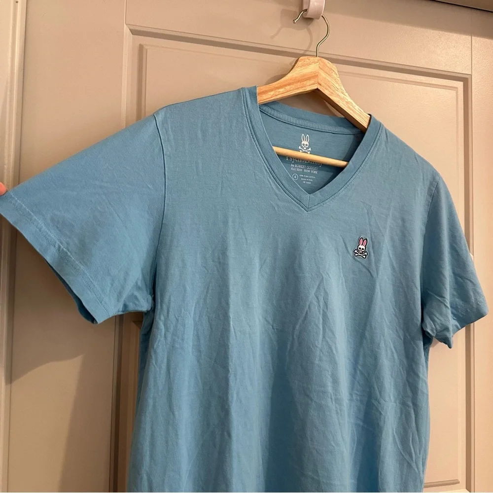 Psycho Bunny Men’s V-Neck Short Sleeve Shirt Size‎ Small